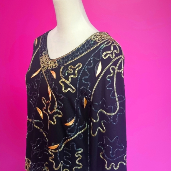 Vintage Lauren Michelle Black&Gold Embroidered V-neck Blouse (Size Large) - Picture 3 of 9
